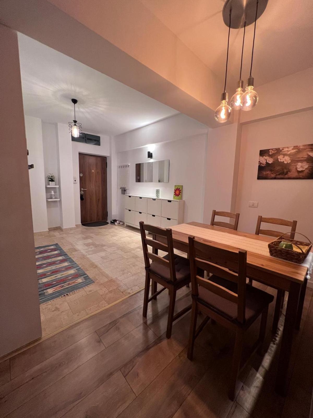 Central-Home Târgu Jiu Extérieur photo